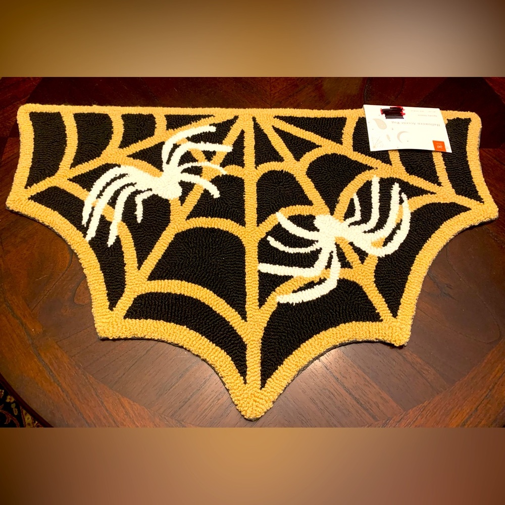 Spiderweb Accent Rug